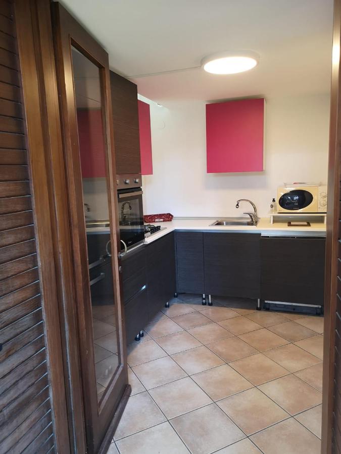 Villa A Schiera Raffinata Con Giardino Lignano Sabbiadoro Exterior foto